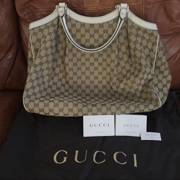 Gucci Handbags - Large Sukey tote